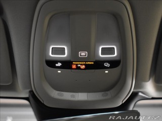 Volvo XC60 2,0 B4 FWD Bezklíč,BLIS 2022