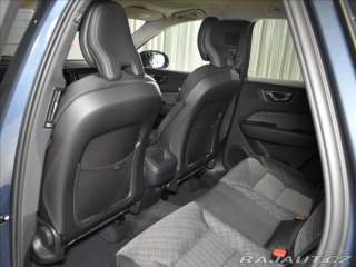 Volvo XC60 2,0 B4 FWD Bezklíč,BLIS 2022