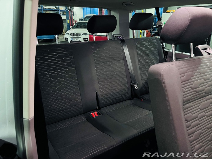 Volkswagen Caravelle T6 2022