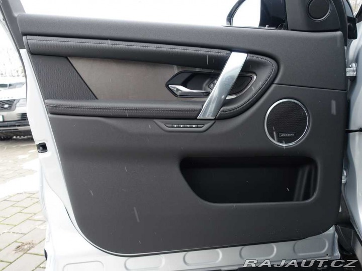 Land Rover Discovery Sport 1,5 R-Dynamic SE P300e 2024