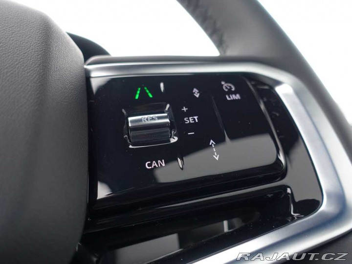Land Rover Discovery Sport 1,5 R-Dynamic SE P300e 2024