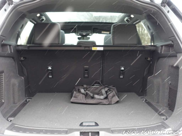 Land Rover Discovery Sport 1,5 R-Dynamic SE P300e 2024
