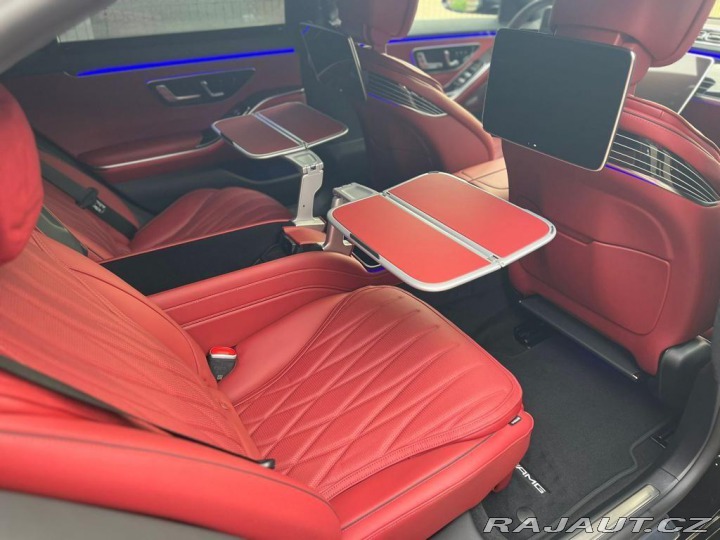 Mercedes-Benz S 63 AMG E Performance 1800