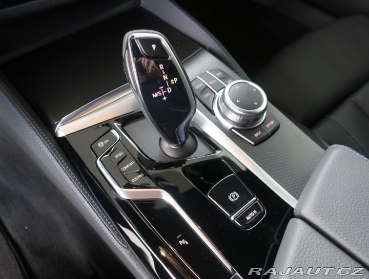 BMW 5 530d xDrive Touring M Spo 2022