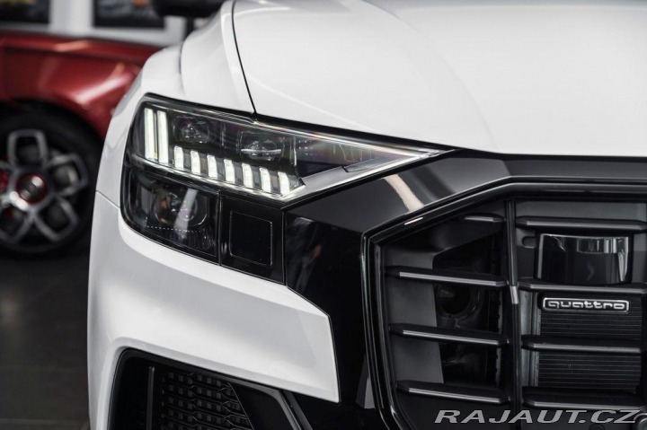 Audi Q8 55 TFSI quattro S line/4z 1800