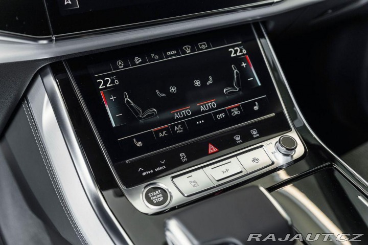 Audi Q8 55 TFSI quattro S line/4z 2022