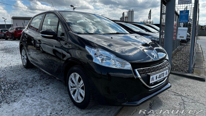 Peugeot 208 1.2i 60kW*PureTech*Servis 2014