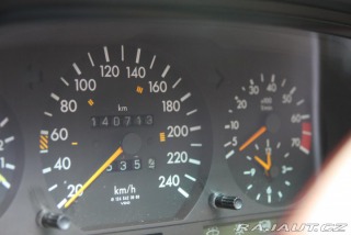 Mercedes-Benz 124 300 CE 1987