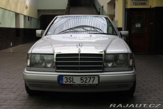 Mercedes-Benz 124 300 CE 1987