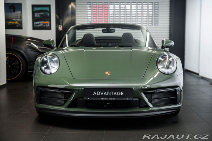 Porsche 911 2024