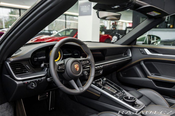 Porsche 911 2024