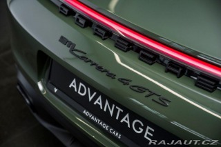 Porsche 911  2024