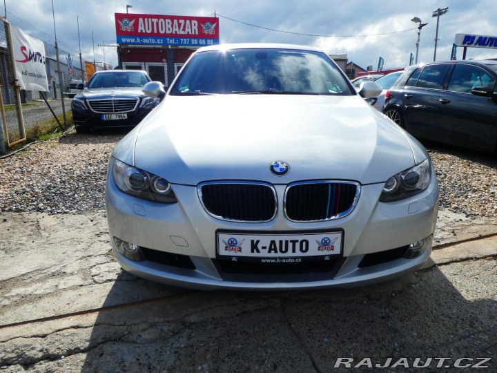 BMW 3 320i 125kW REZERVOVANO 2007