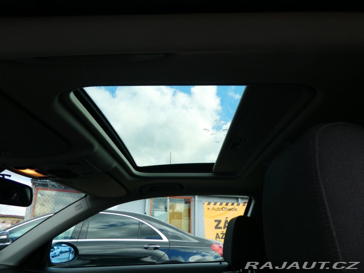 BMW 3 320i 125kW*Xenony*PDC* 2007