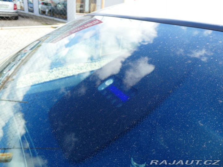 BMW 3 320i 125kW REZERVOVANO 2007