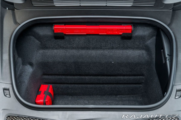 Porsche 911 Dakar 1800