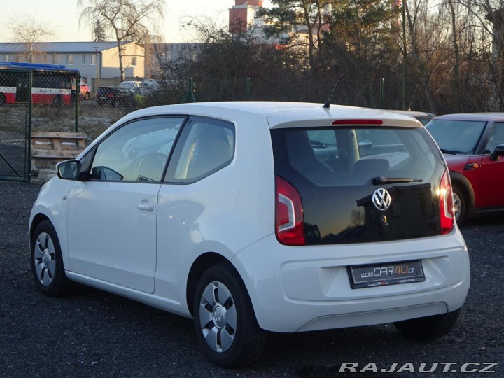 Volkswagen up! 1.0 44kW KLIMA NAVIGACE 2015