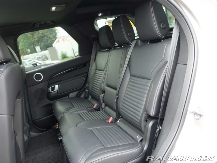 Land Rover Discovery 5 3,0 S D250 4x4 automat 2025