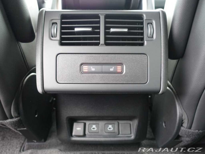 Land Rover Discovery 5 3,0 S D250 4x4 automat 2025