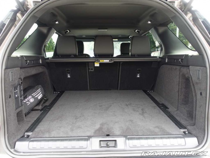 Land Rover Discovery 5 3,0 S D250 4x4 automat 2025