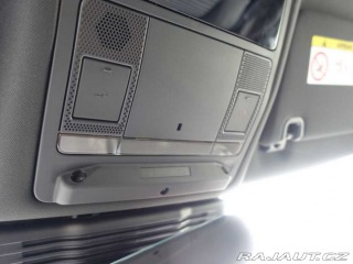 Land Rover Discovery 5 3,0 S D250 4x4 automat 2025