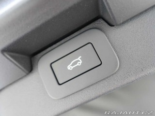 Land Rover Discovery 5 3,0 S D250 4x4 automat 2025