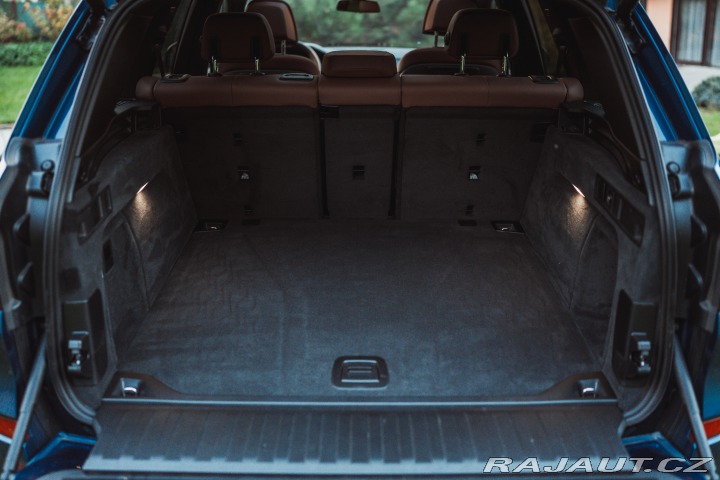 BMW X5 BMW BMW X5 4.0i VZDUCH_ZÁ 2020
