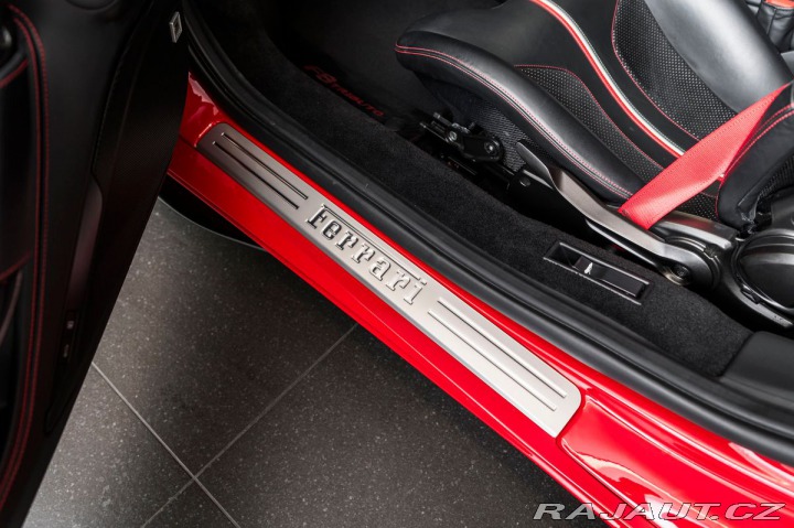 Ferrari Ostatní modely Tributo/Lift/Kamera/Carbo 1800