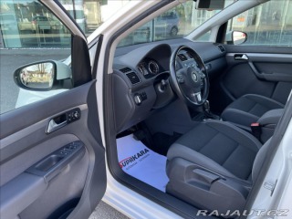 Volkswagen Touran 1.6 TDI DSG 7míst Comfort 2013