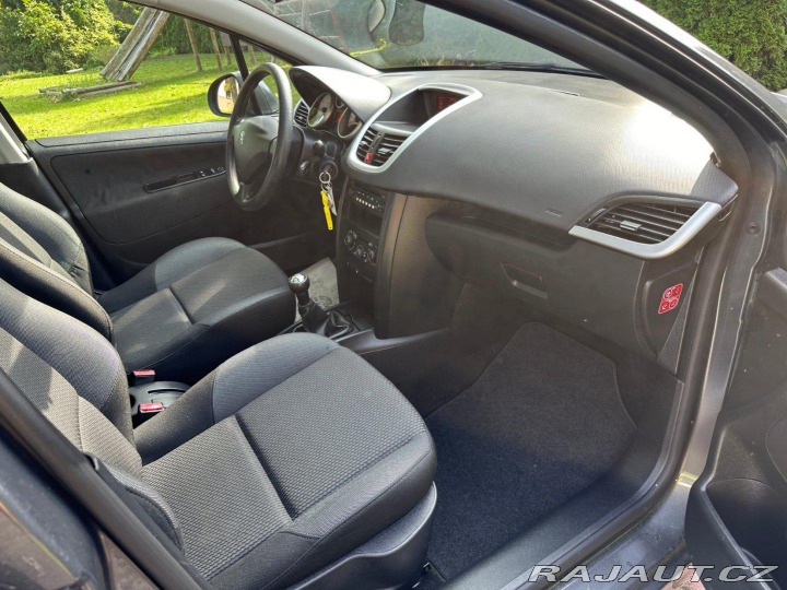 Peugeot 207 SW 1.4 70kw 2011