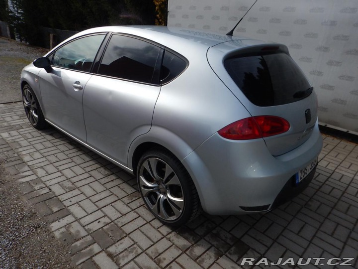 Seat Leon CUPRA 2.0i, 177 kW, KLIMA 2008