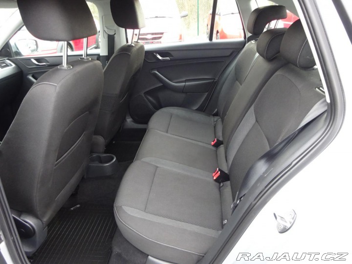 Škoda Rapid 1.6TDI Spaceback SERVIS 2014