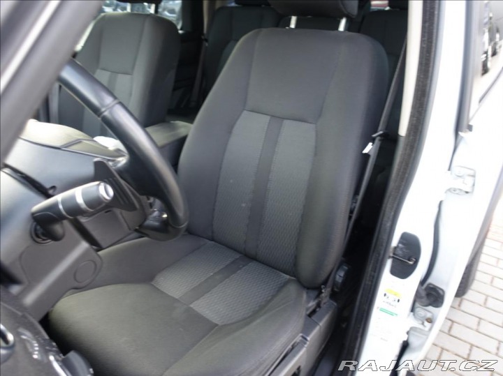Land Rover Discovery 3,0 TDV6 S,ČR,7 míst,nové 2015