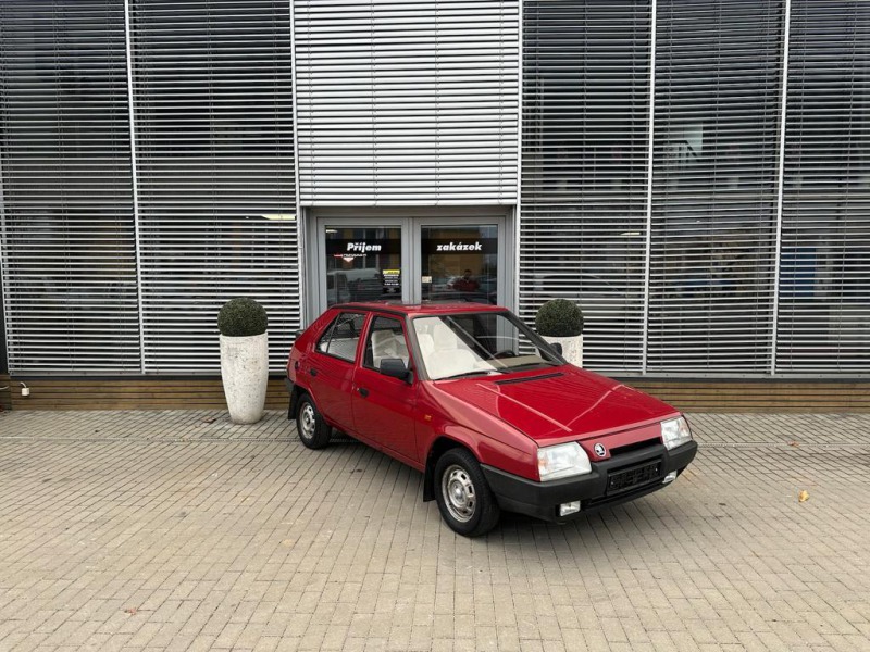Škoda Favorit 135L