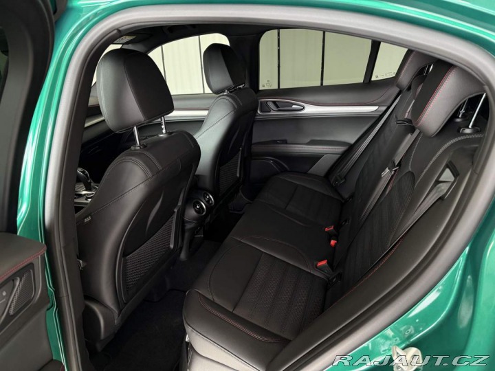 Alfa Romeo Stelvio 2.0 Turbo 280k Q4 TRIBUTO 2024