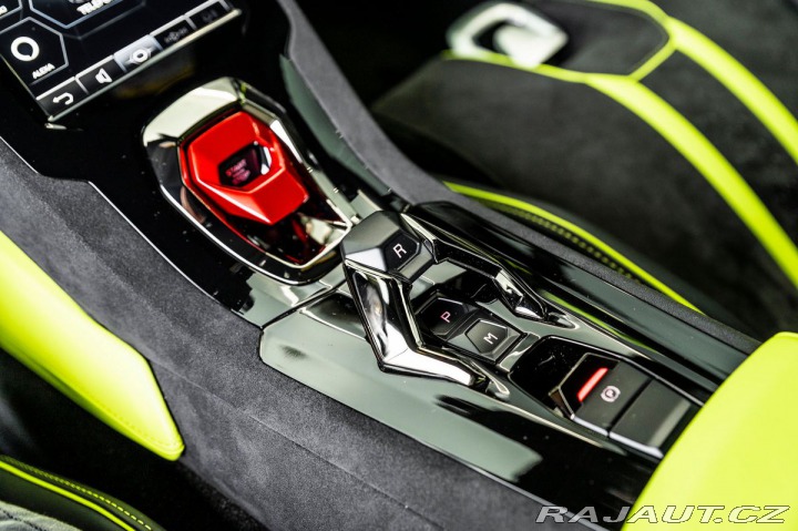 Lamborghini Huracán Tecnica 1800