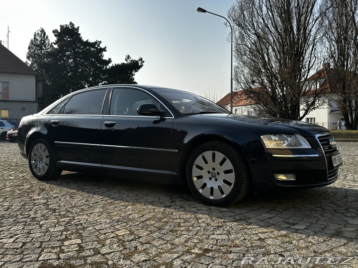 Audi A8 Long prezidentský speciál 2009