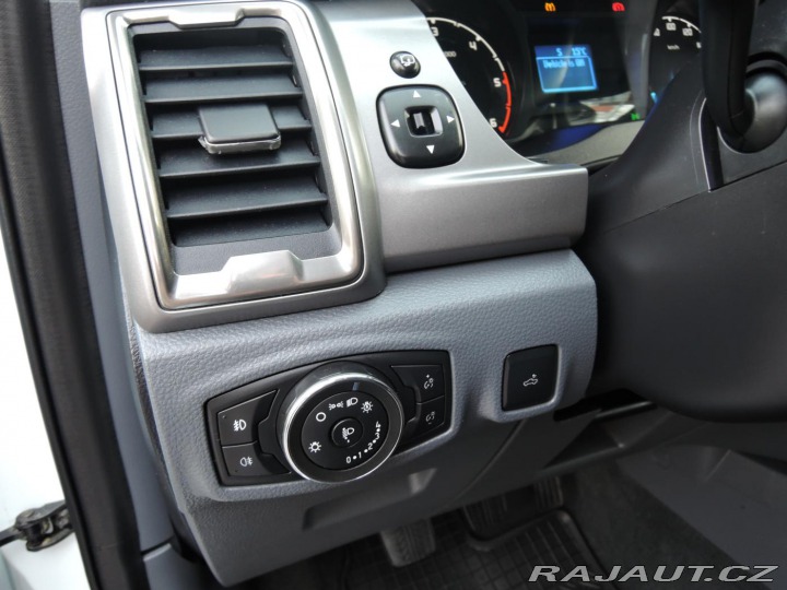 Ford Ranger DoubleCab 2,2 TDCi XLT ČR 2016