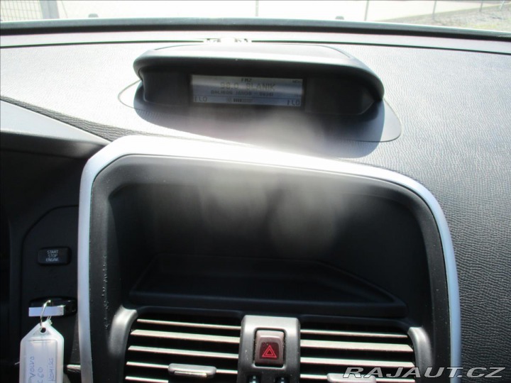 Volvo XC60 2,4 D4 120kw Kinetic AWD 2009