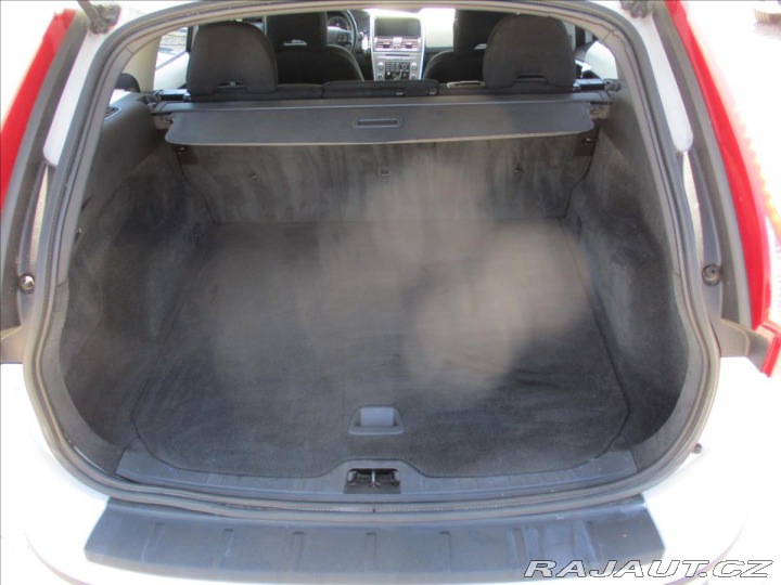 Volvo XC60 2,4 D4 120kw Kinetic AWD 2009
