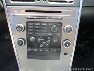 Volvo XC60 2,4 D4 120kw Kinetic AWD 2009