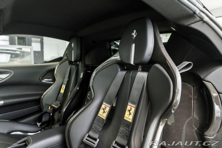 Ferrari SF90 Stradale 1800