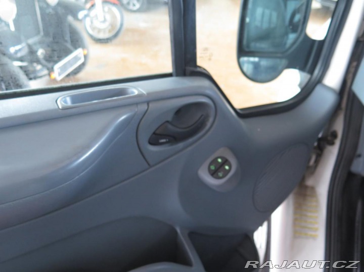 Ford Transit Courier 2.2TDCi 92kW,klima,výhřev 2013