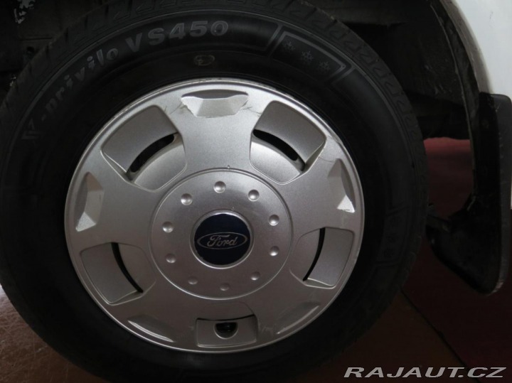 Ford Transit Courier 2.2TDCi 92kW,klima,výhřev 2013