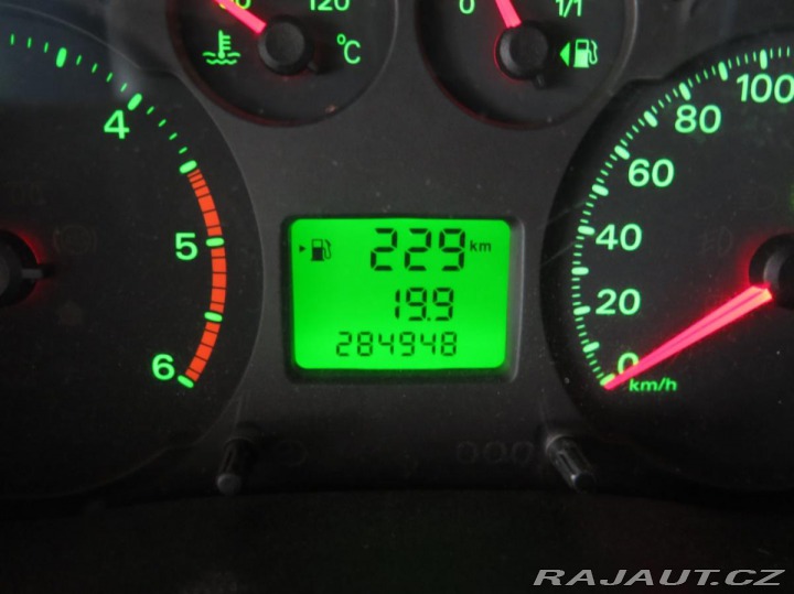 Ford Transit Courier 2.2TDCi 92kW,klima,výhřev 2013