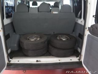 Ford Transit Courier 2.2TDCi 92kW,klima,výhřev 2013
