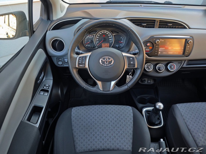 Toyota Yaris 1.0 VVTi Active Kamera Vý 2014