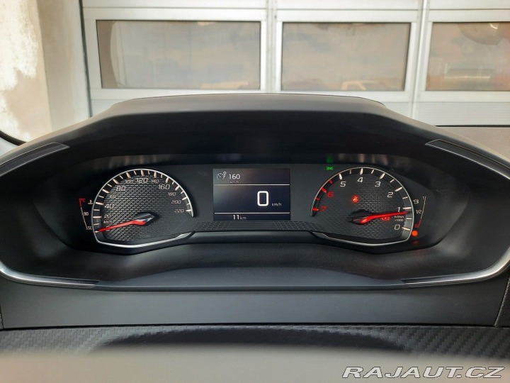Peugeot 208 STYLE 1,2PT 100k M6 2025