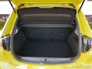 Peugeot 208 STYLE 1,2PT 100k M6 2025