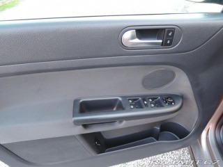 Volkswagen Golf Plus 1,6 TDi DSG 2013